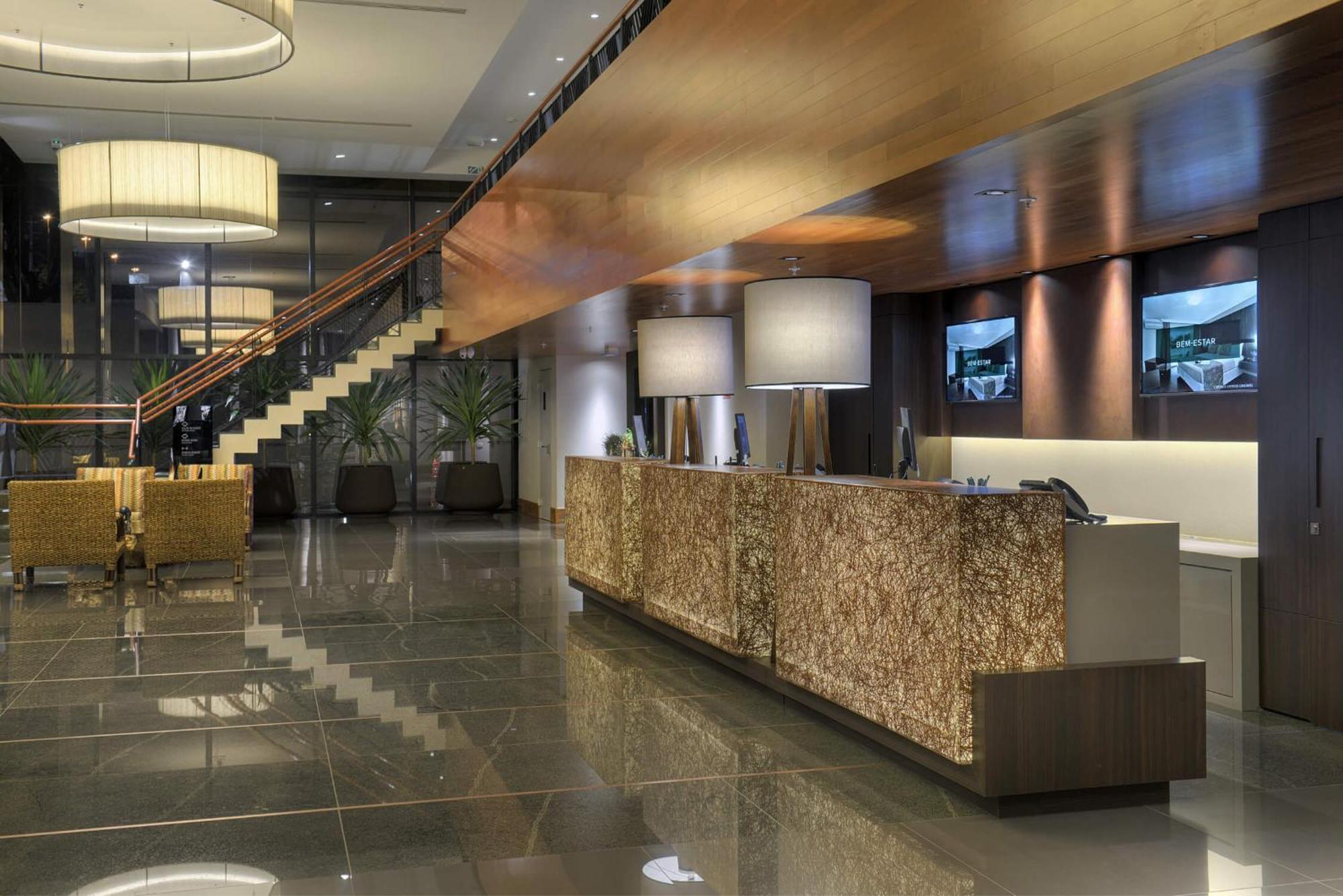 Deville Prime Campo Grande Campo Grande  Exterior foto The lobby of the hotel